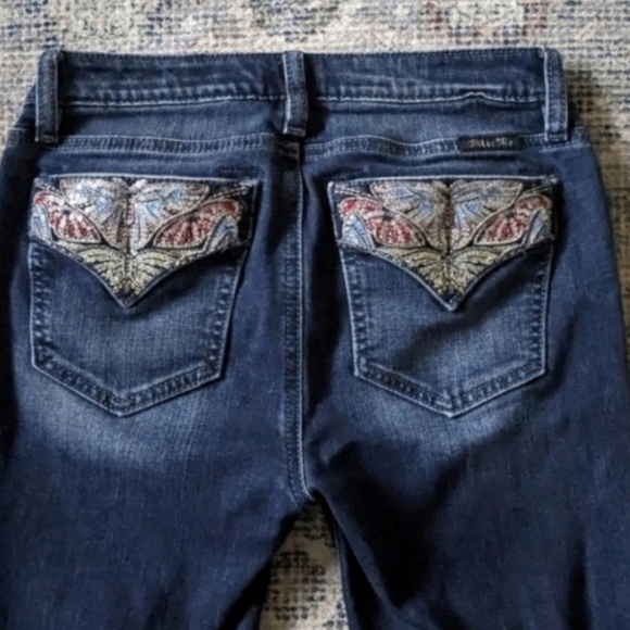 Miss Me Embroidered Pocket Skinny Jeans - Picture 3 of 9